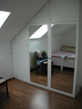 Vestavěná skříň podkrovní