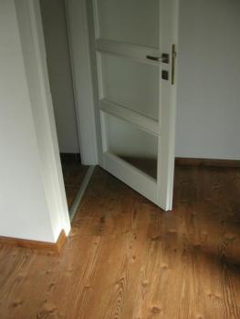 Pokládka laminátové plovoucí podlahy Dub