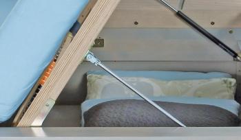 M167 Kování k posteli s bočním výklopem