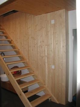 Schodiště masiv s obložením